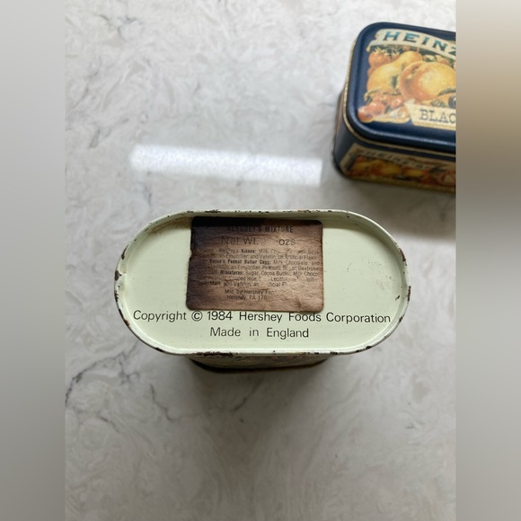 Vintage tins ~ Hershey Coca and Heinz’s - Picture 2 of 3